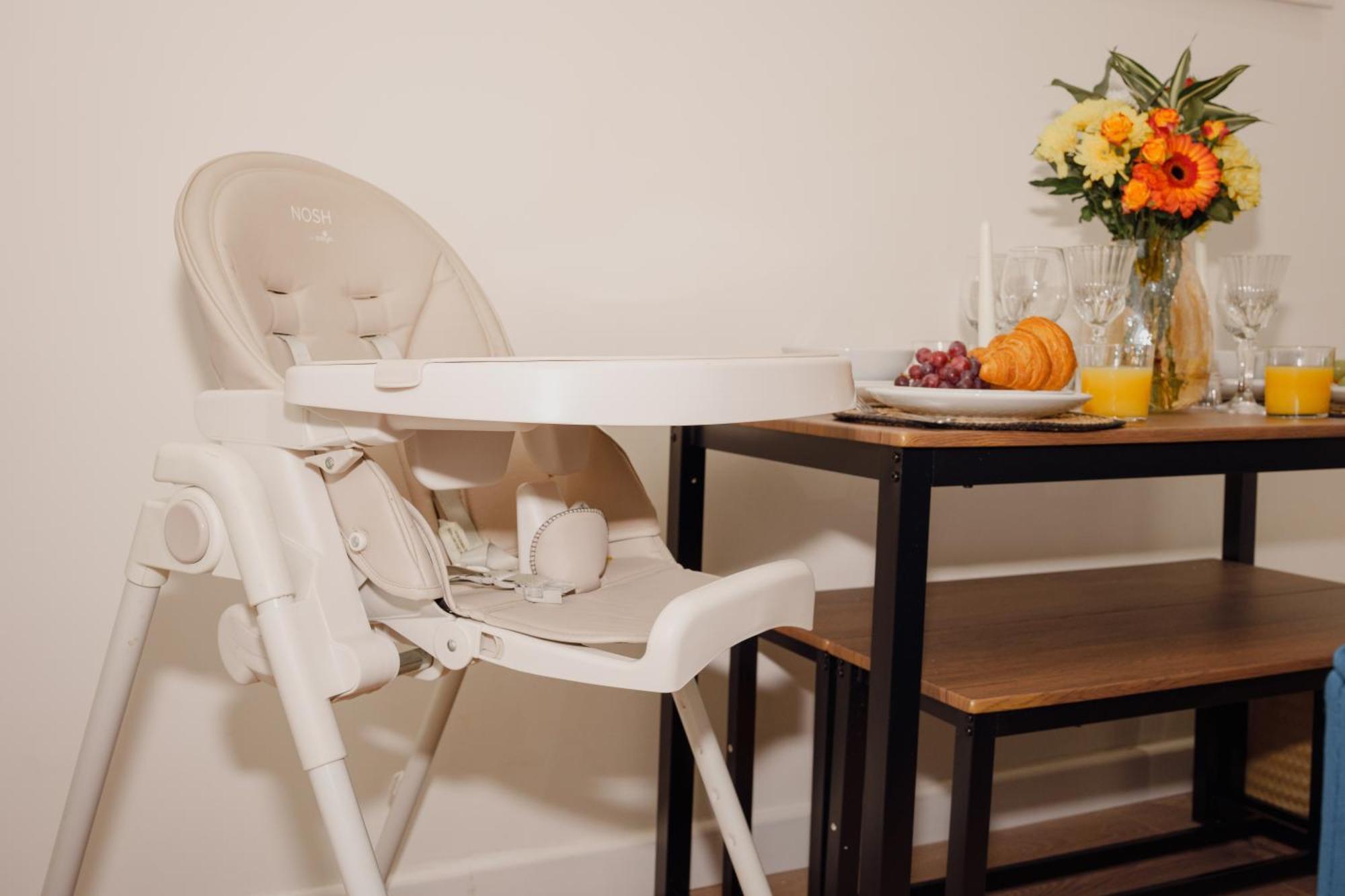 Citycharmms- Entire Near Etihad Stadium Holiday home *